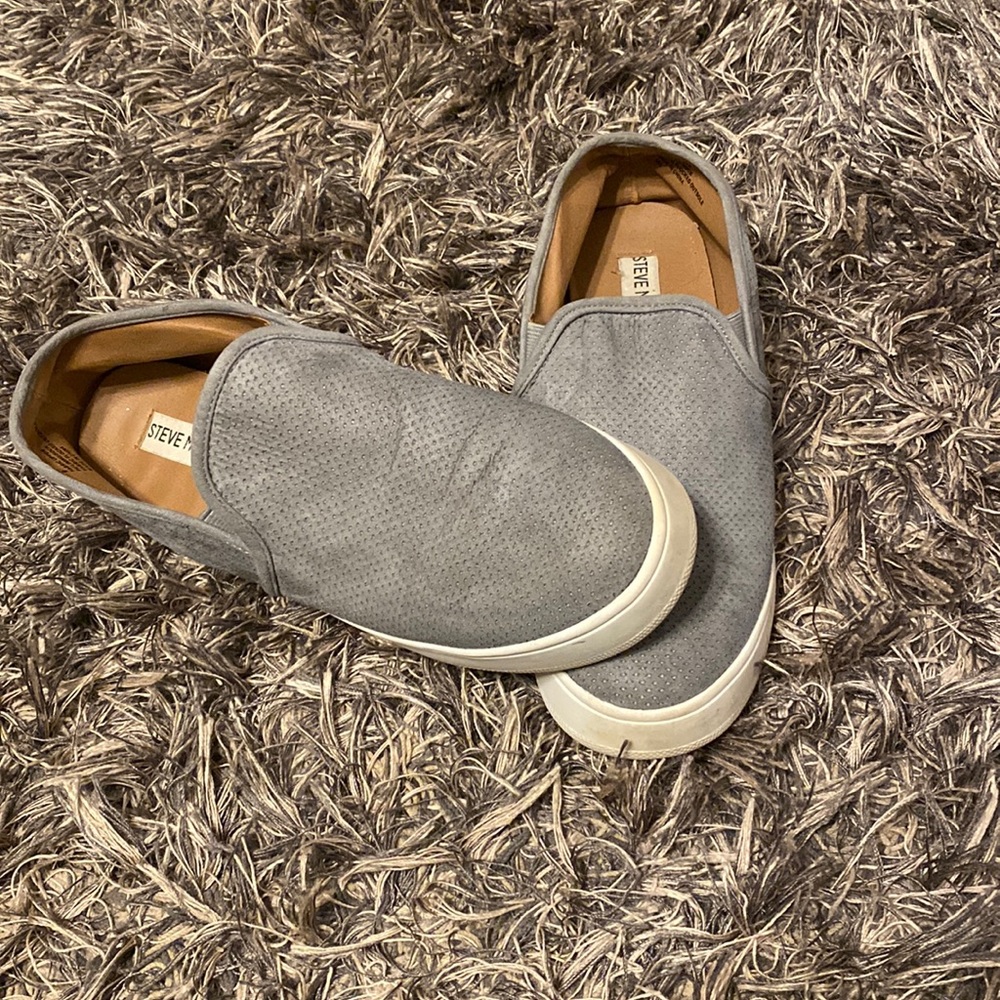 Steve Madden Slip Ons